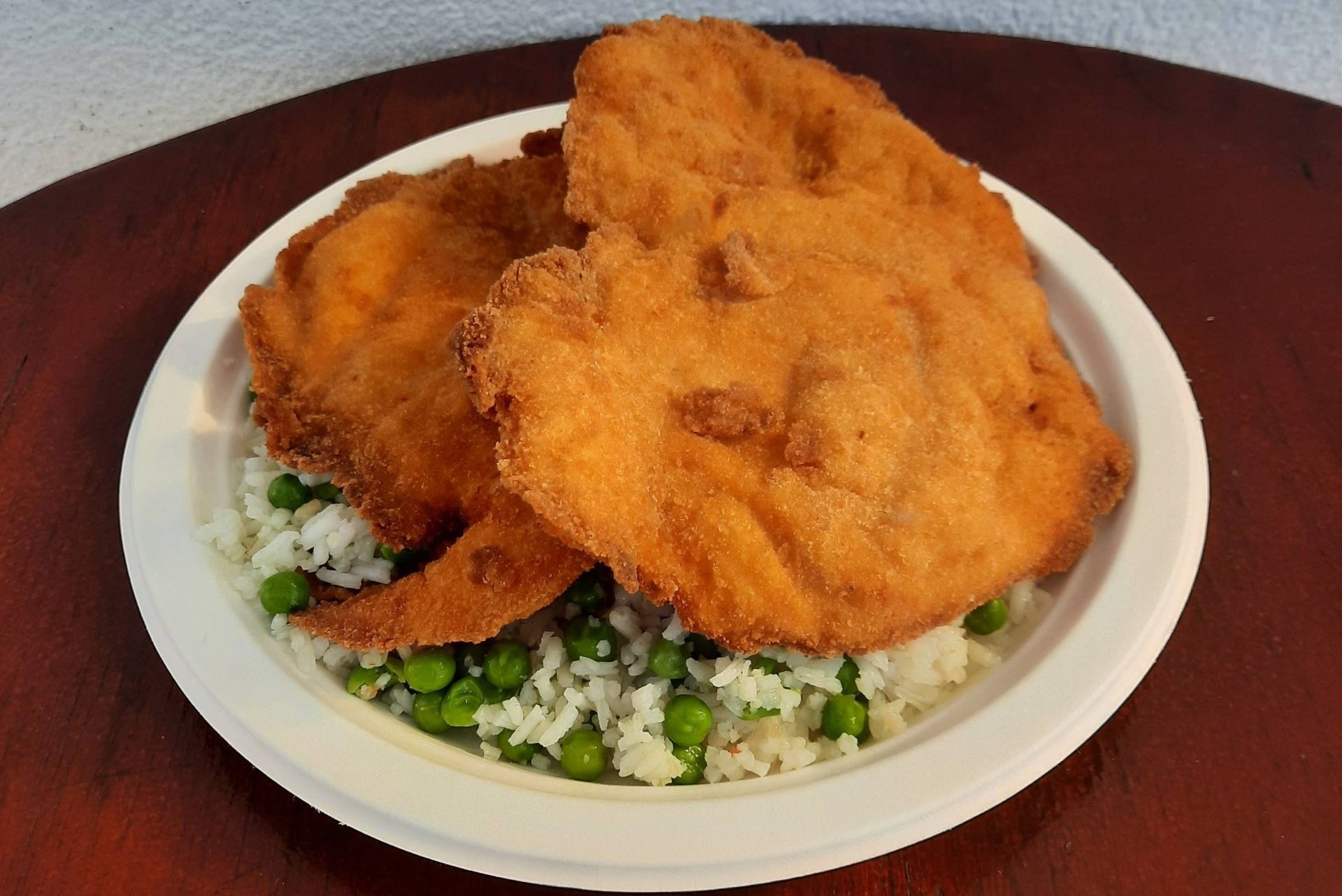 Gyorsan finomat! Frissensültek, készételek széles választéka a Mobil Grill Gyorsbüfében. Változatos köretek, házias ízek, bőséges adagok és mindig mosolygós kiszolgálás Budapest Márton Áron téren a 1112 kerületben.